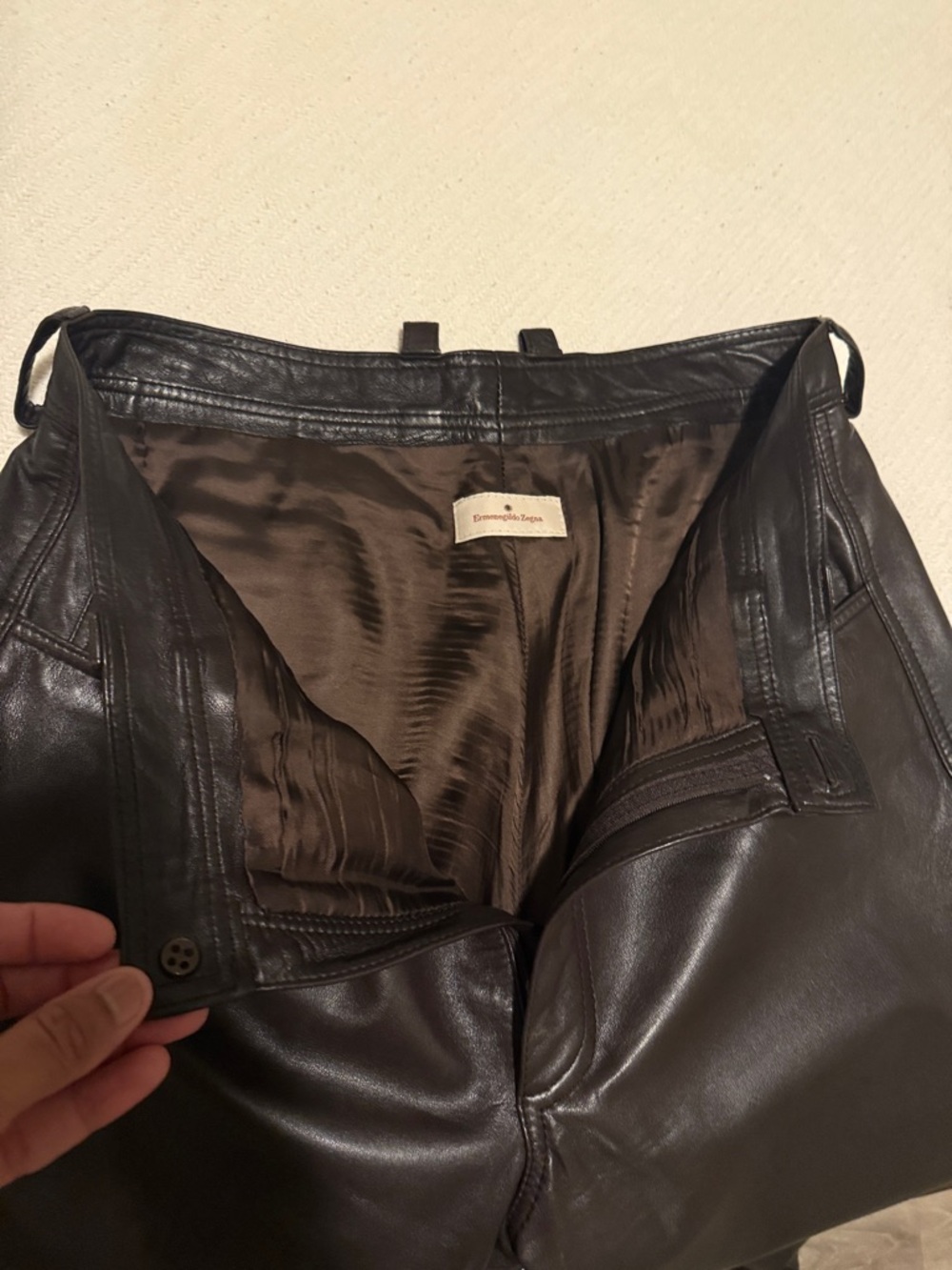 Ermenegildo Zegna Black Leather Relaxed pants - Picture 5 of 9